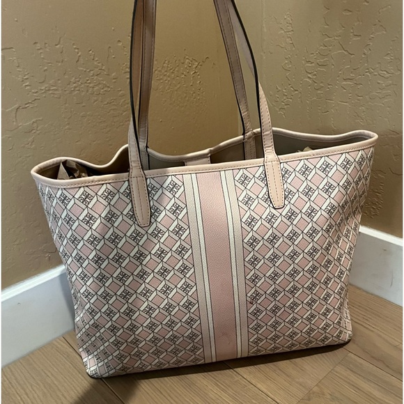 Tory Burch Geo Logo all over Tote - Picture 3 of 8